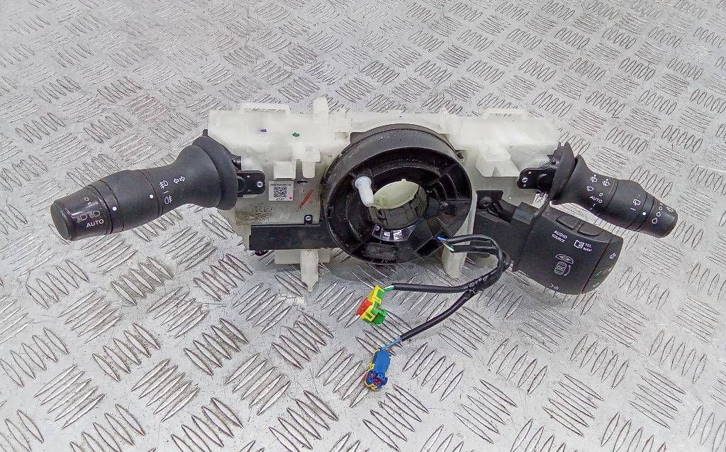 переключатель подрулевой (стрекоза) Renault Megane 3 поколение 2013, 255670019R