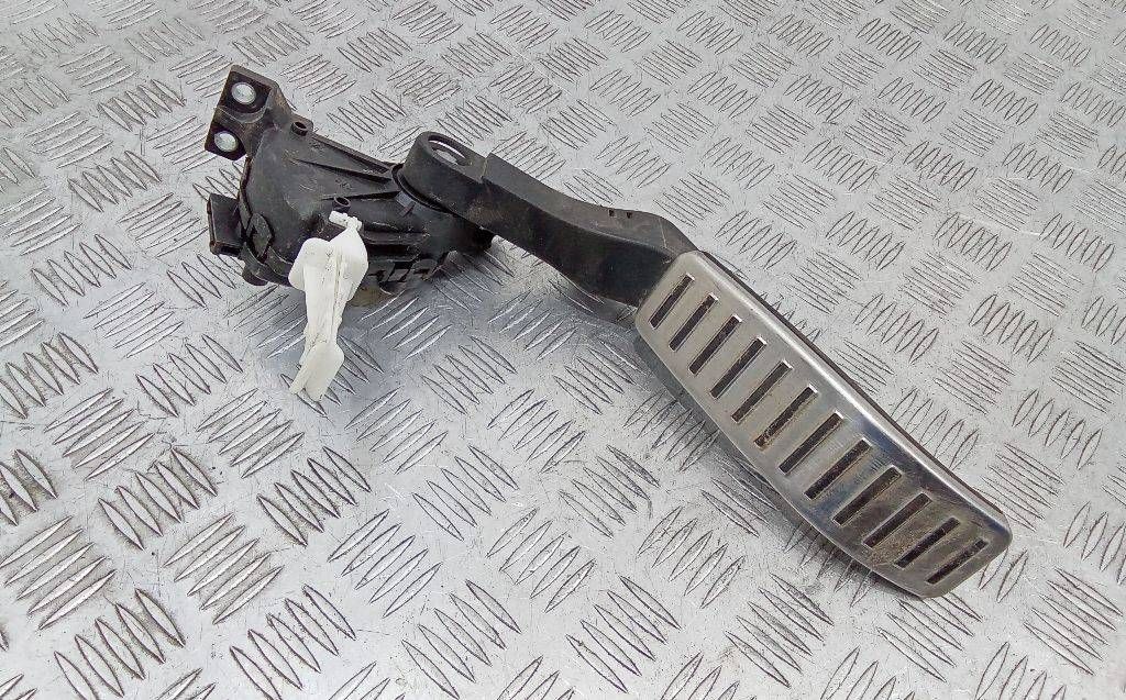 педаль Porsche Cayenne 955 2007, 7L0723507