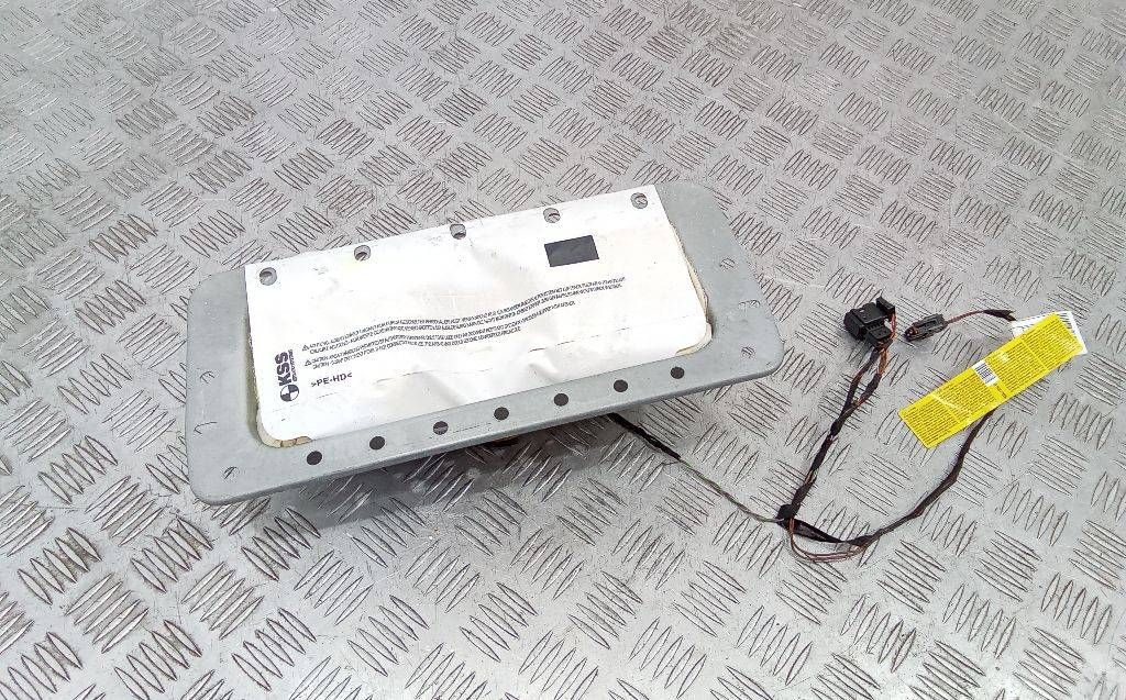 подушка безопасности пассажира BMW X5 F15 2017, 9252310