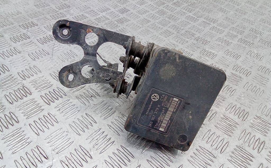 блок ABS Volkswagen Golf 5 поколение 2005, 1.9 л., дизель, 1K0907379