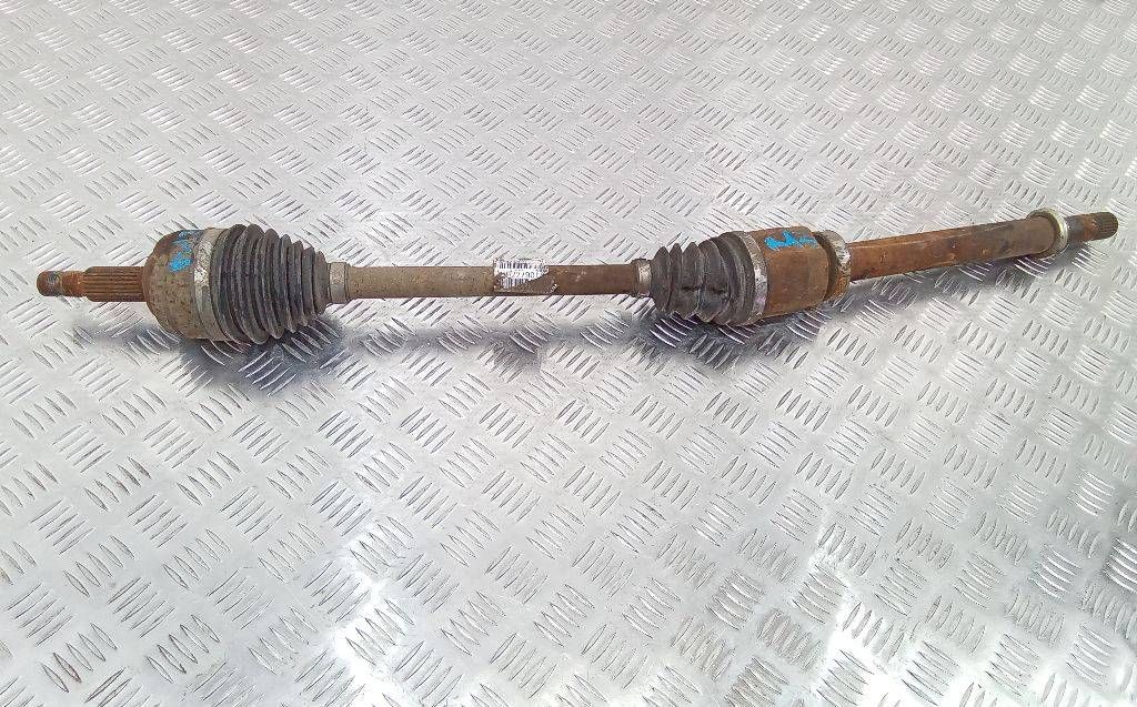 полуось передняя правая (приводной вал, ШРУС) Renault Megane 3 поколение 2011, 1.5 л., дизель, 391006777R