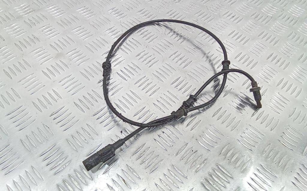 датчик ABS Mercedes-Benz A-Класс W176 2015, A2465402510