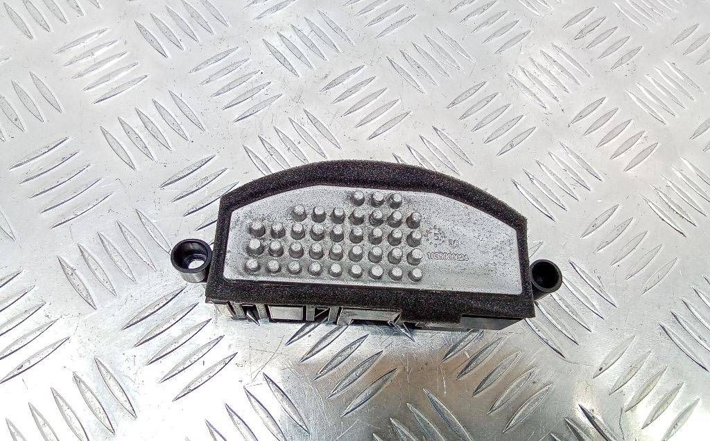 сопротивление печки Mercedes-Benz A-Класс W176 2015, A2229060303