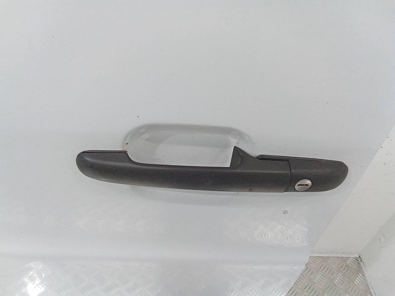 ручка наружная двери сдвижной Mercedes-Benz Vito W638 2002