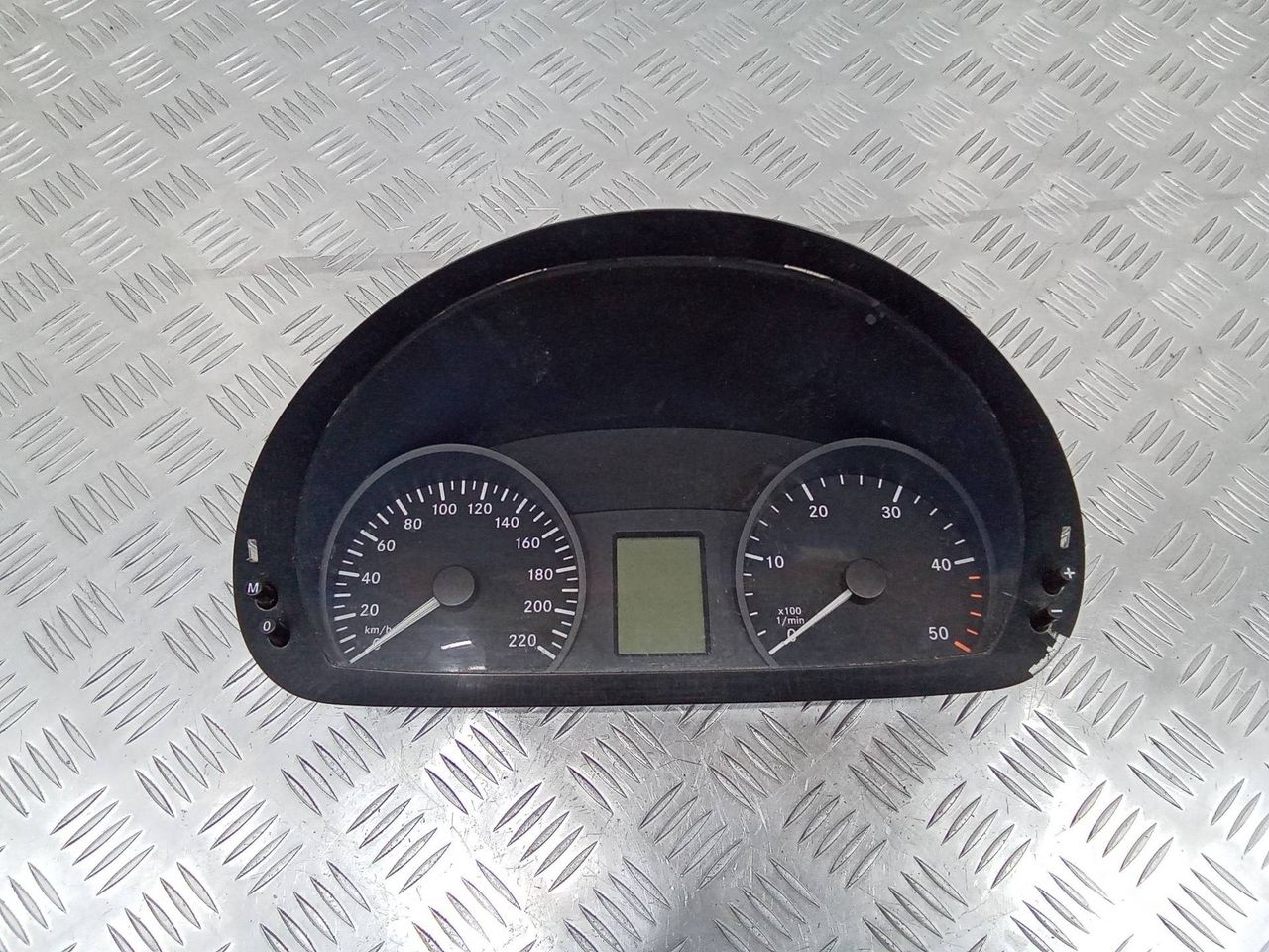 щиток приборов (приборная панель) Mercedes-Benz Vito W639 2006, A6394462121