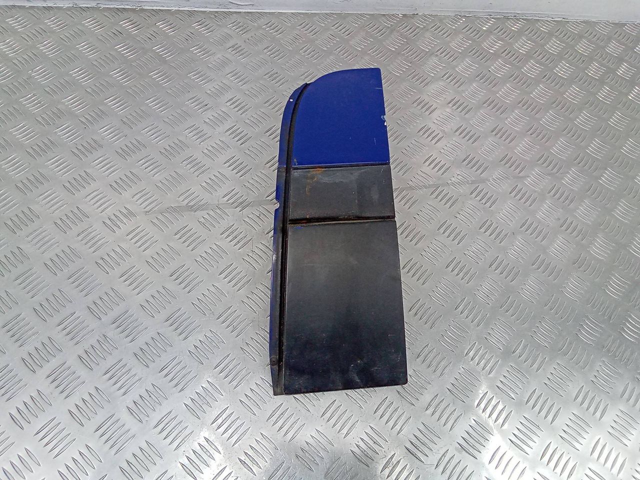 лючок топливного бака Mercedes-Benz Vito W639 2006, A6397540034