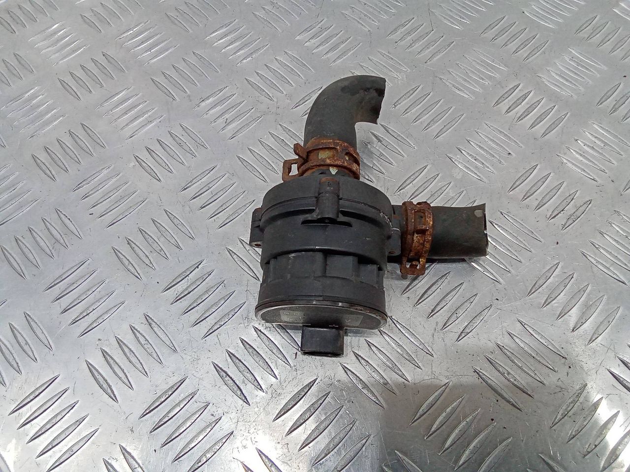 насос антифриза дополнительный Renault Scenic 2 поколение 2006, 1.9 л., дизель, МКПП, 0392023015