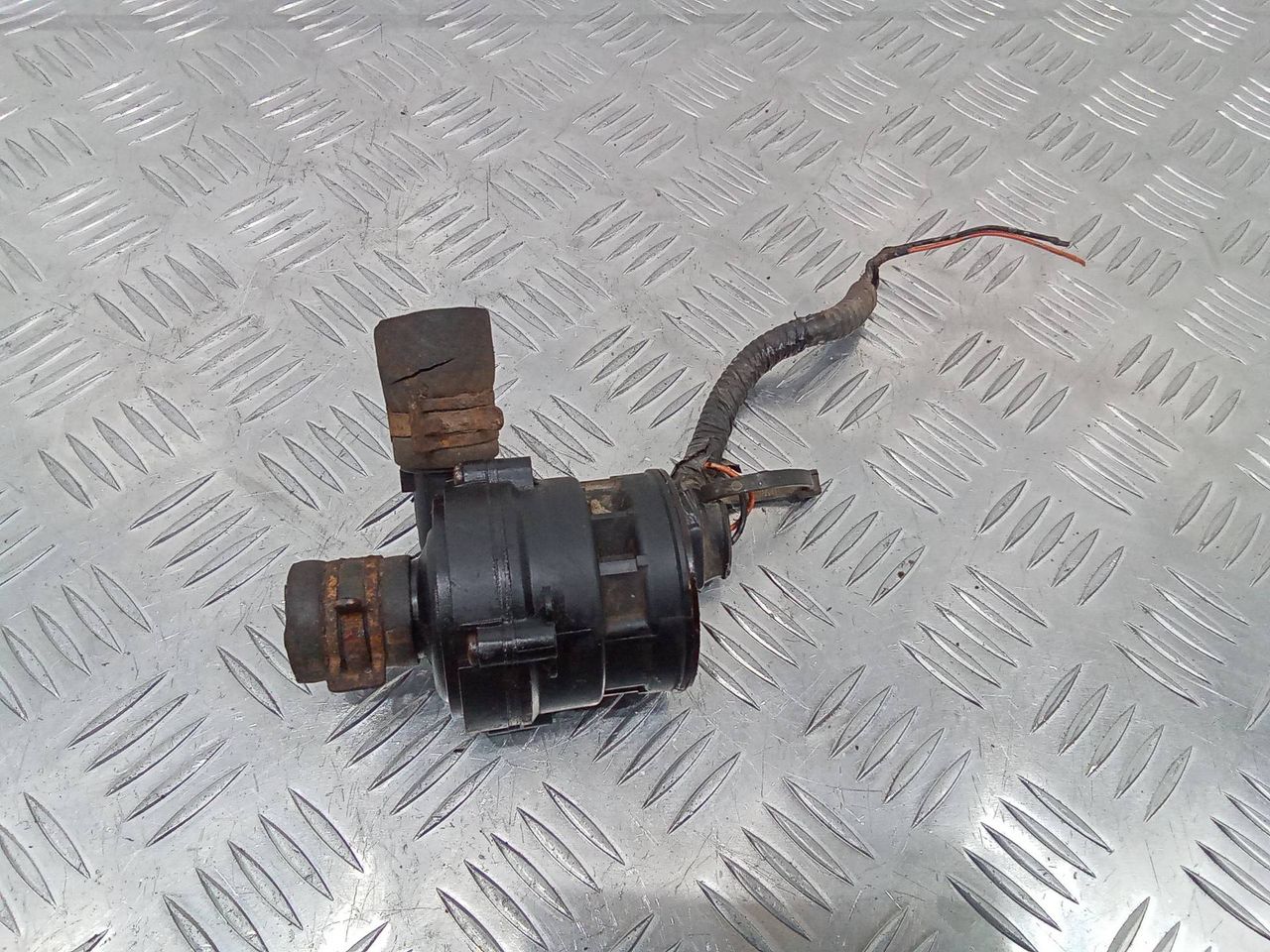насос антифриза дополнительный Renault Scenic 2 поколение 2006, 1.9 л., дизель, МКПП, 0392023015