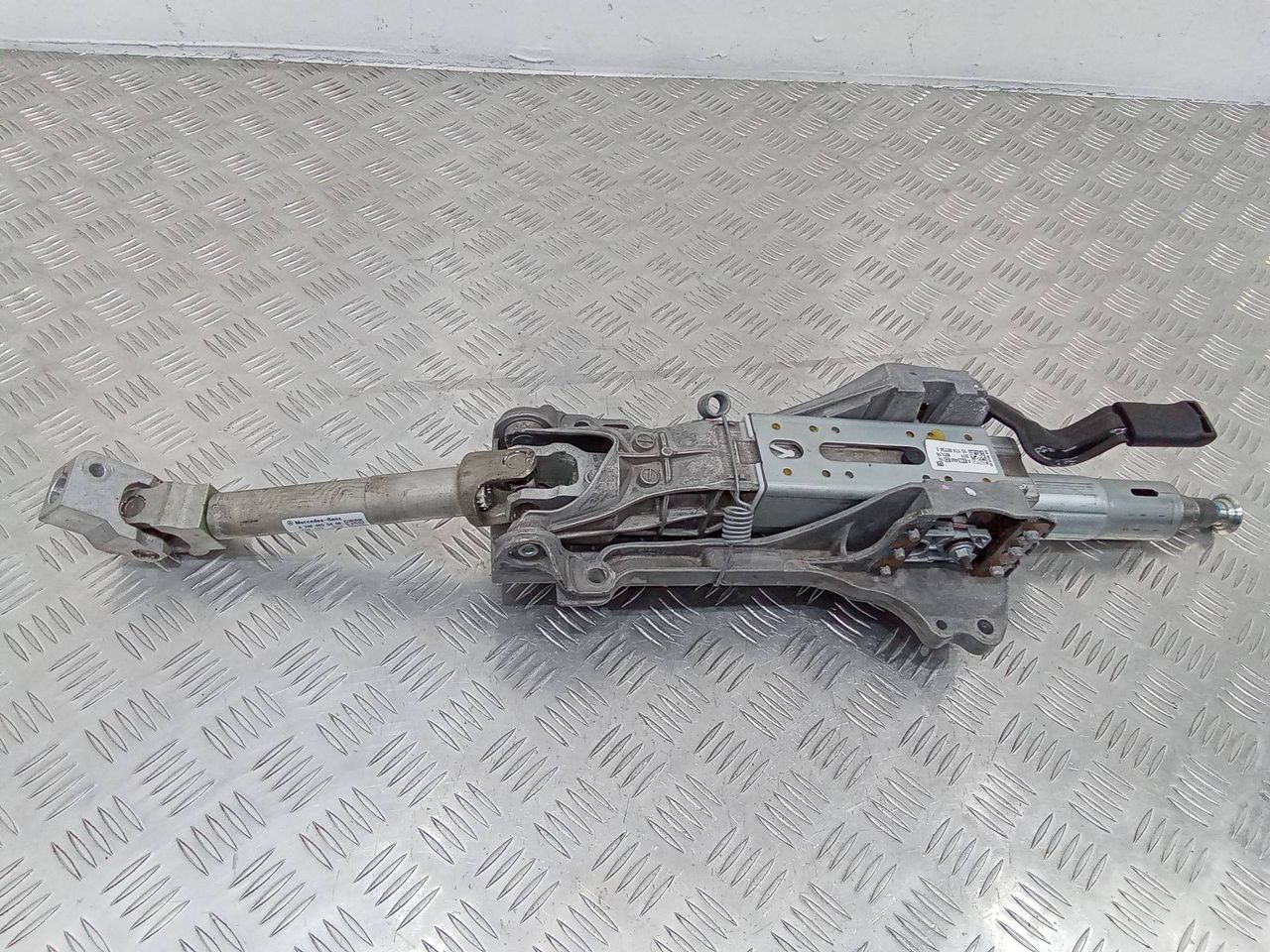 рулевая колонка Mercedes-Benz A-Класс W176 2015, A2464602316