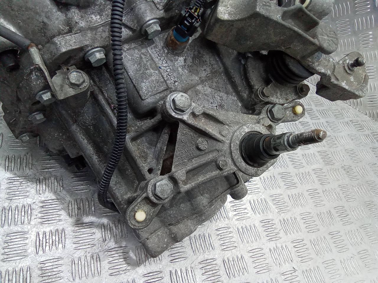 кронштейн КПП Renault Scenic 2 поколение 2006, 2.0 л., бензин, МКПП