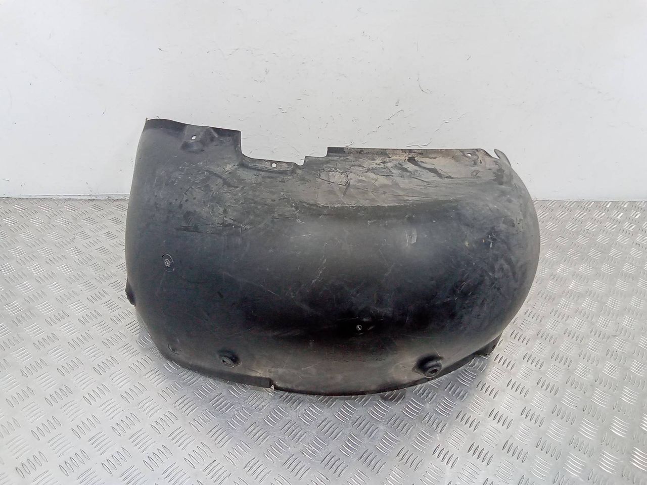 защита арок задняя левая (подкрылок) Volkswagen Touareg 1 поколение 2005, 7L6810971A