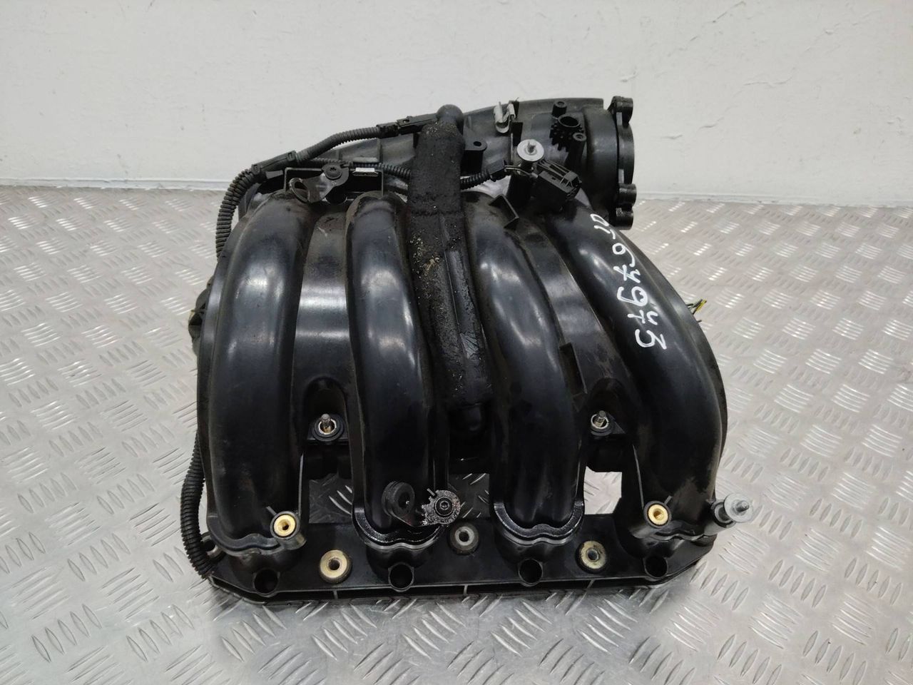 коллектор впускной BMW 3 серия E46 2003, 1.8 л., бензин