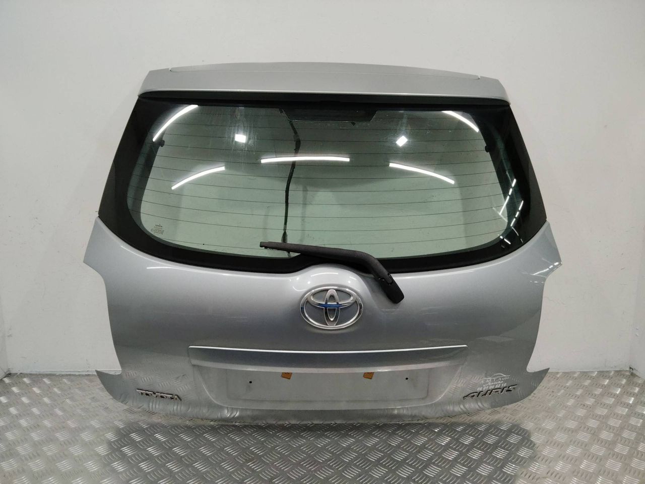 крышка багажника (дверь 3-5) Toyota Auris 1 поколение 2009