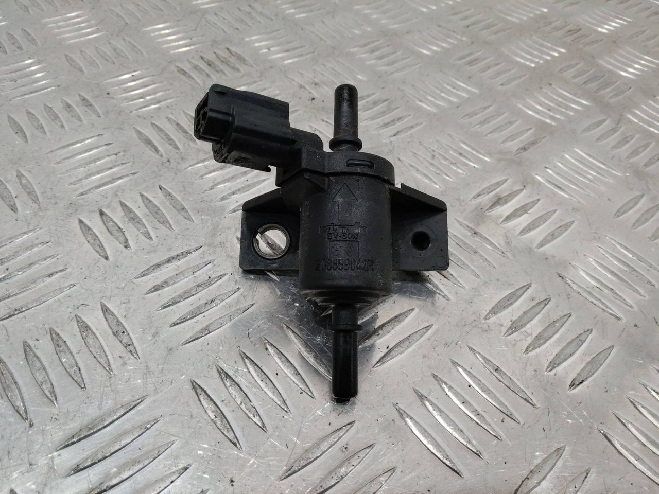 электромагнитный клапан Renault Scenic 3 поколение 2011, 1.5 л., дизель, МКПП, 208859042R