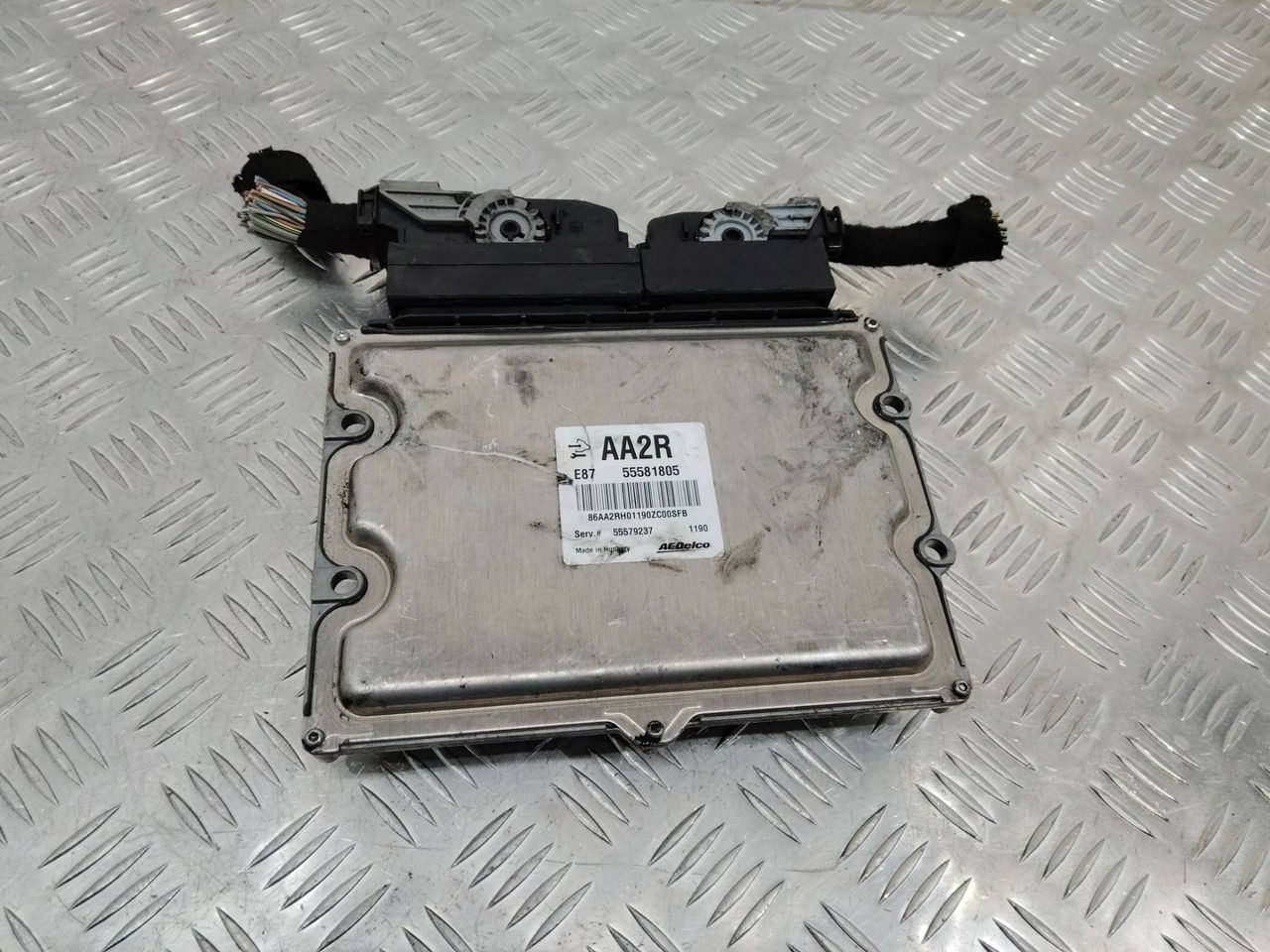 блок управления двигателем Opel Meriva 2 поколение (B) 2011, 1.7 л., дизель, МКПП, 55581805
