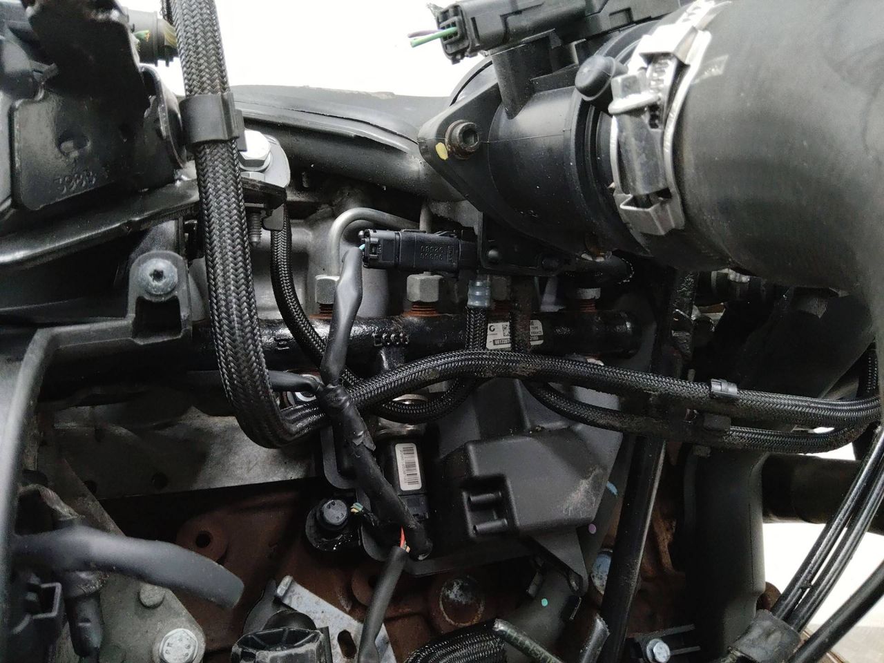 топливная рампа Citroen C4 Picasso 1 поколение 2008, 2.0 л., дизель, 9681649580