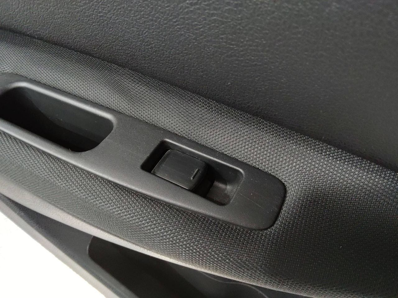 кнопка стеклоподъемника двери задней левой Nissan Qashqai 1 поколение 2007
