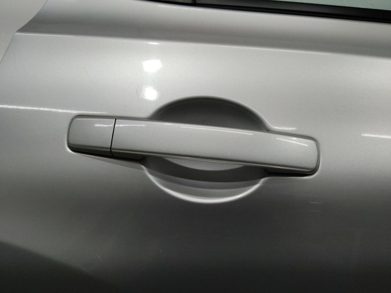 ручка наружная задняя правая Nissan Qashqai 1 поколение 2007
