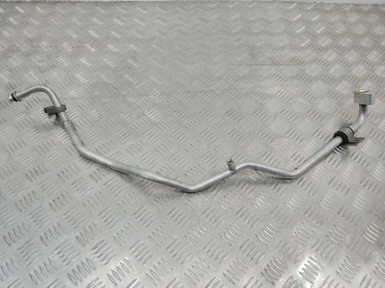 трубка кондиционера Nissan Qashqai 1 поколение 2007