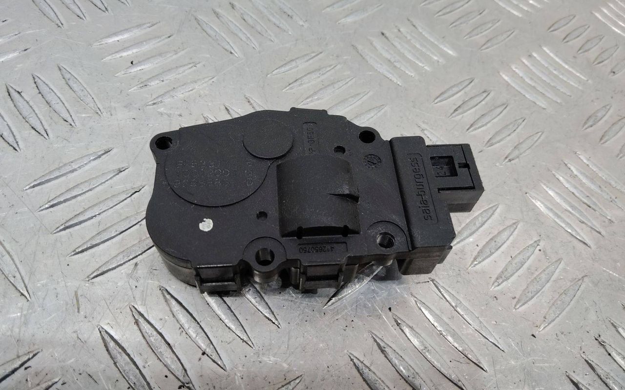 моторчик заслонки печки BMW 3 серия E90/E91/E92/E93 2007, EFB331, 929888G