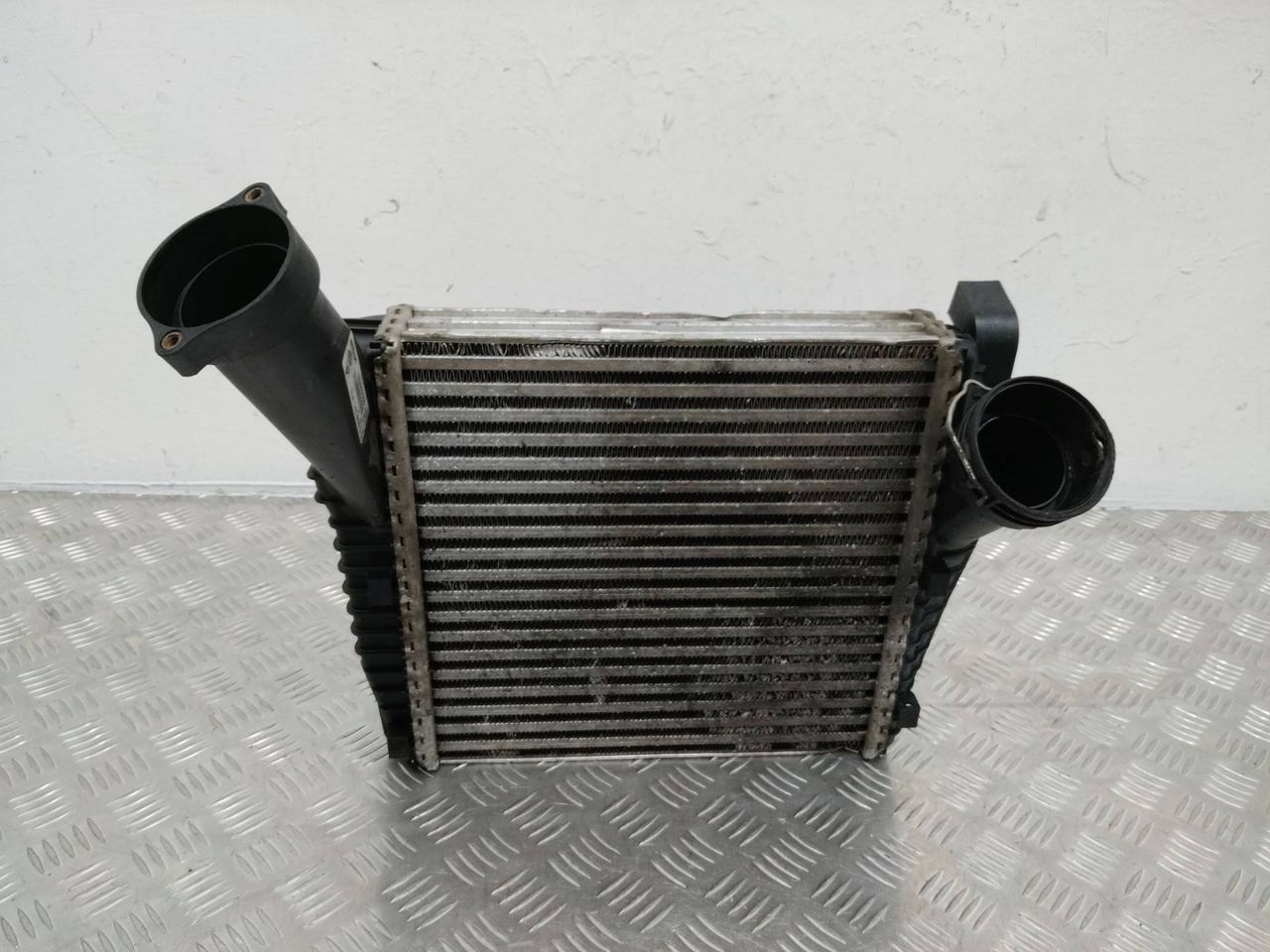 интеркулер Audi Q7 4L 2008, 3.0 л., дизель, АКПП, 7L6145803