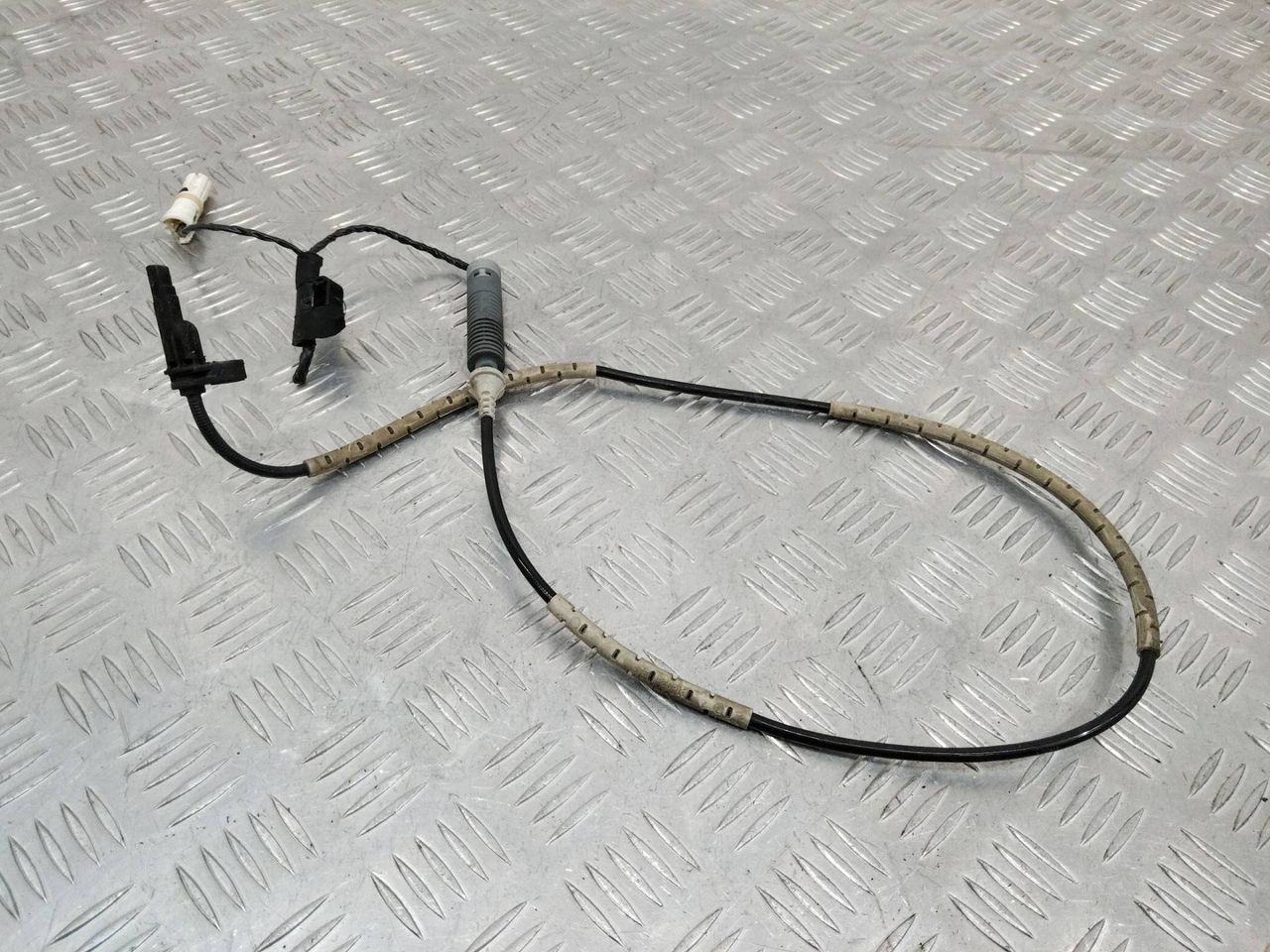 датчик ABS BMW 3 серия E90/E91/E92/E93 2007, 676247603