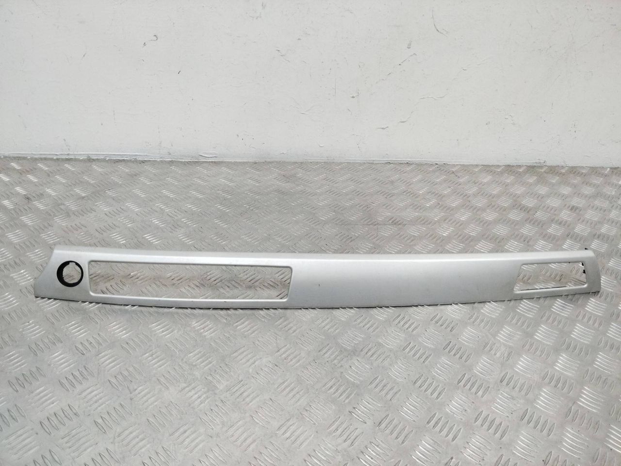 накладка декоративная BMW 3 серия E90/E91/E92/E93 2007, 3.0 л., бензин, кабриолет, 5116698245703
