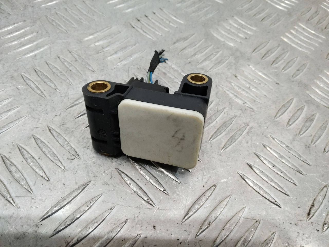 датчик удара BMW 3 серия E90/E91/E92/E93 2007, 3.0 л., бензин, кабриолет, 6956485