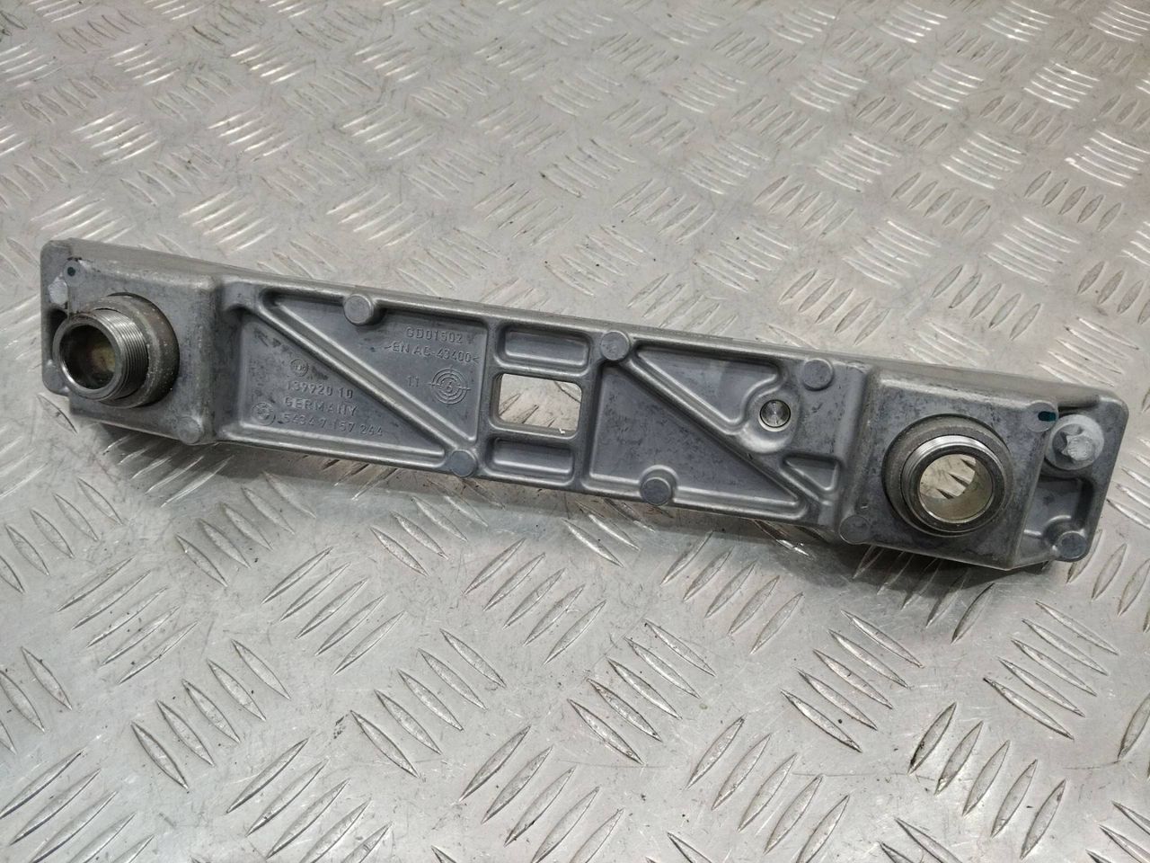 кронштейн (крепление) BMW 3 серия E90/E91/E92/E93 2007, 3.0 л., бензин, кабриолет, 54347157264