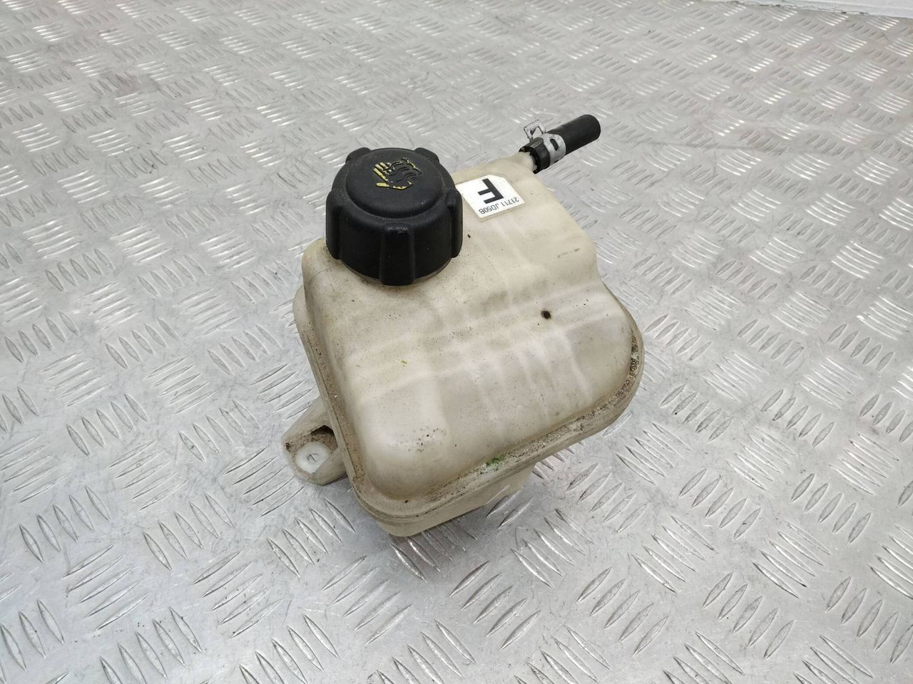 бачок расширительный Nissan Qashqai 1 поколение 2007, 1.5 л., дизель, 21711JD50B