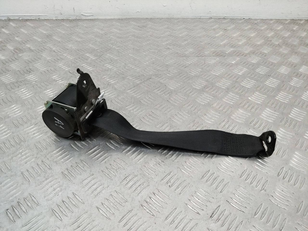 ремень безопасности Nissan Qashqai 1 поколение 2007, 88844JD000