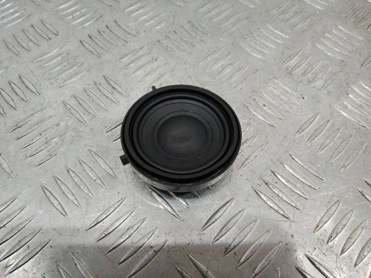 динамик BMW X5 F15 2015, 6513915112703
