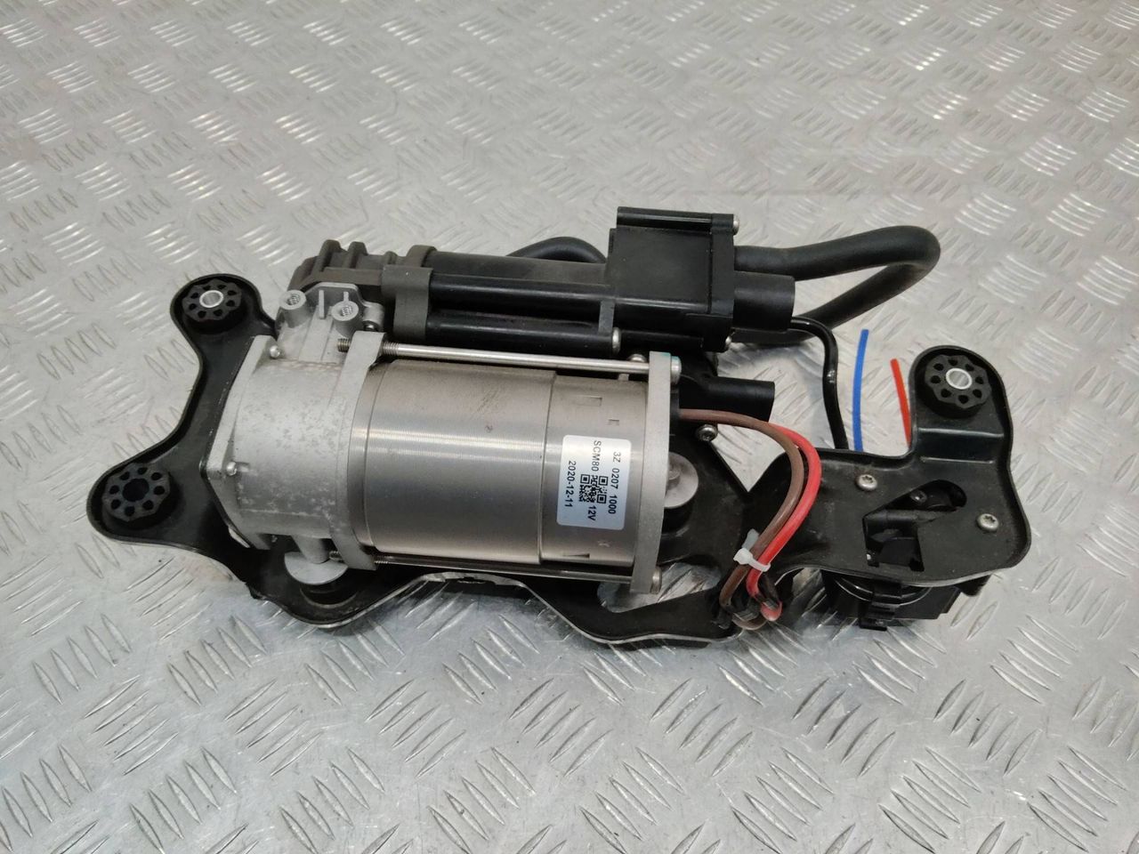 компрессор пневмоподвески BMW X5 F15 2015, 3Z02071000