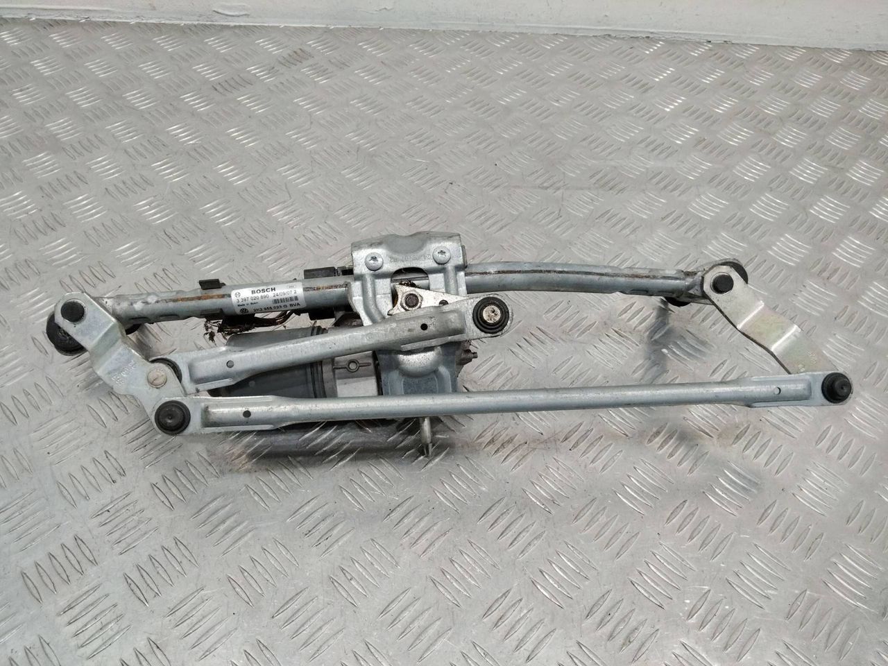 механизм стеклоочистителя (трапеция дворников) Volkswagen Caddy 3 поколение 2007, 2K2955119C