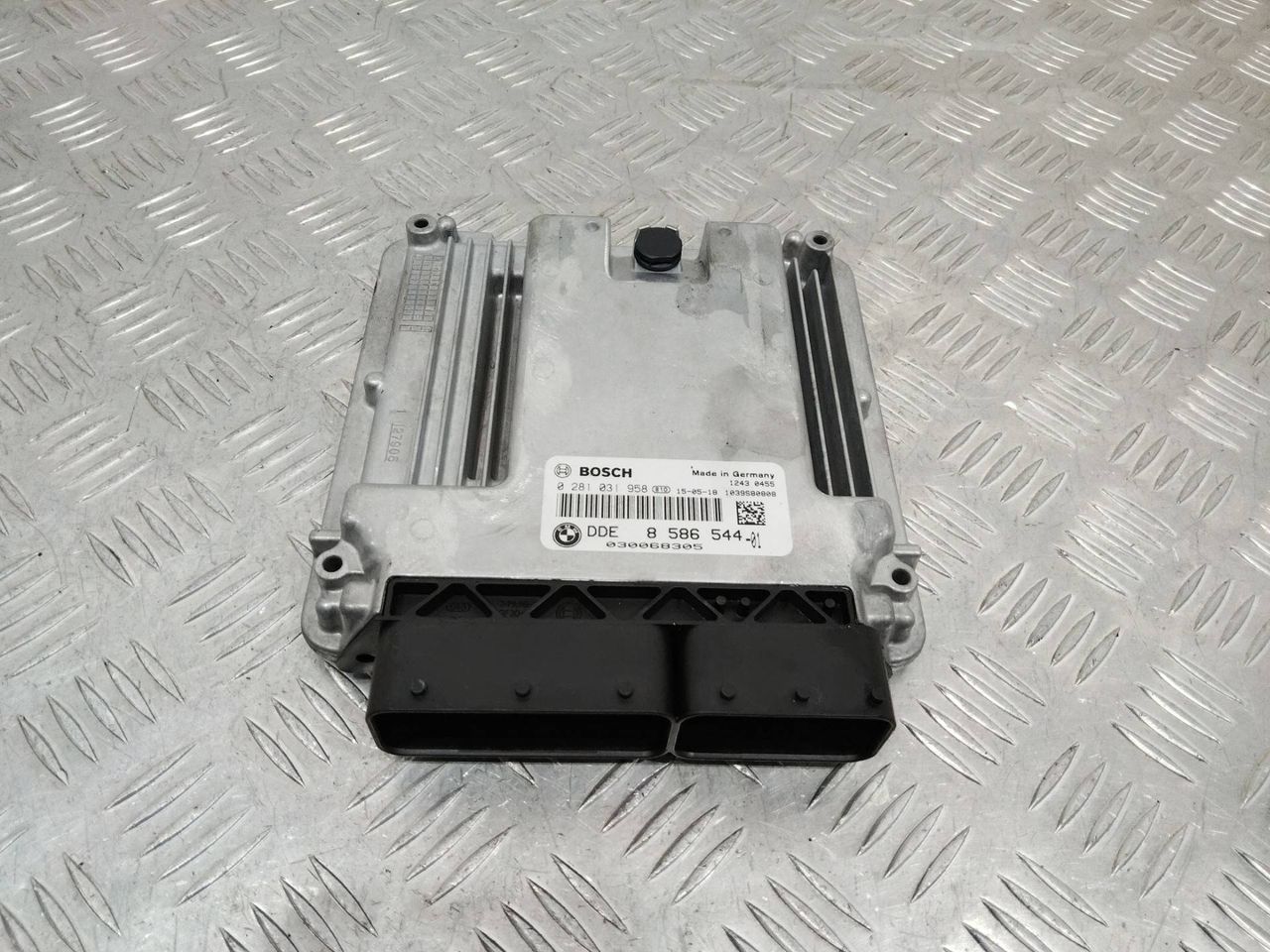 блок управления двигателем BMW X5 F15 2015, 0281031958