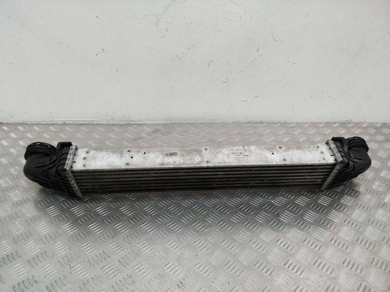 интеркулер Mercedes-Benz E-Класс W211/S211 2004, A2115001102