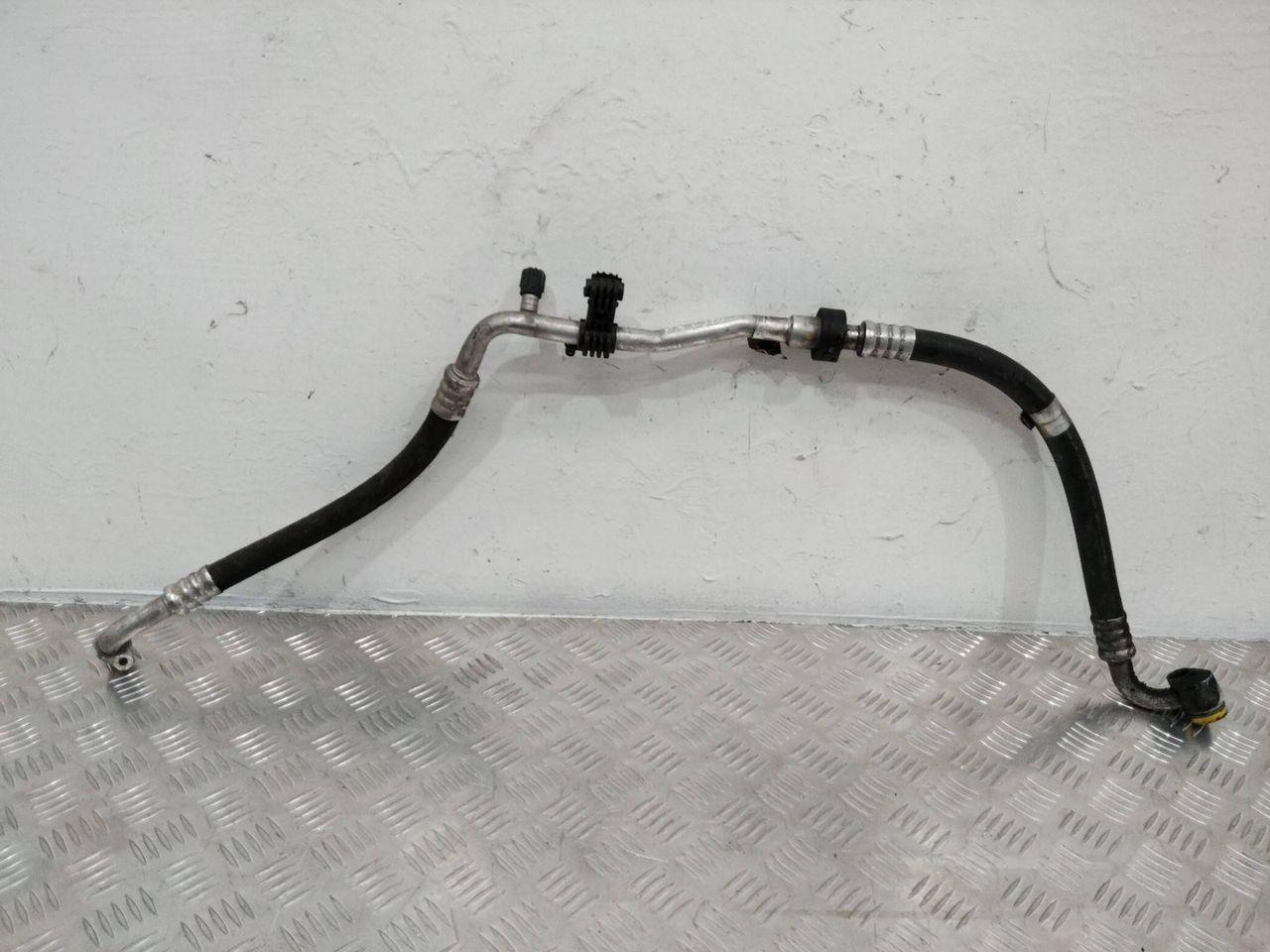 трубка кондиционера Mercedes-Benz E-Класс W211/S211 2004