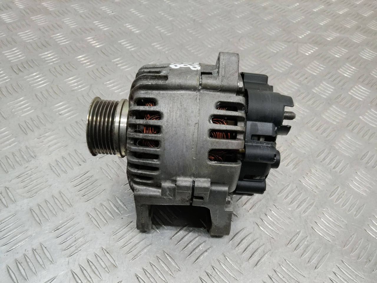 генератор Renault Scenic 2 поколение [рестайлинг] 2007, 1.6 л., бензин, МКПП, 8200667619