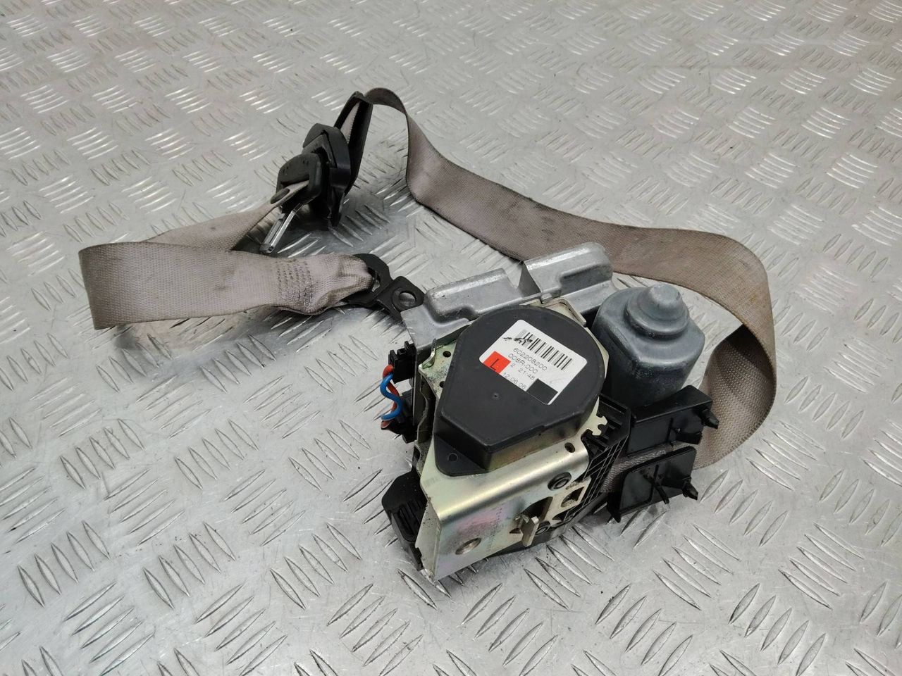 ремень безопасности Mercedes-Benz E-Класс W211/S211 2004, 602208200