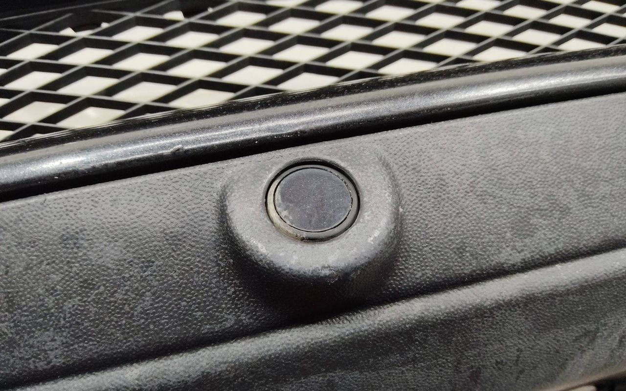 парктроник передний Volkswagen Touareg 1 поколение (2002 - 2007)