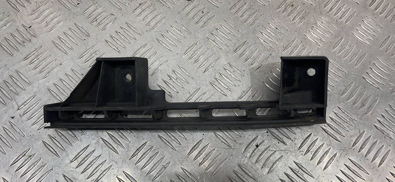 Крепление бампера переднего Volkswagen Touran 1 поколение [рестайлинг] (2006 - 2010), 1T0807890B