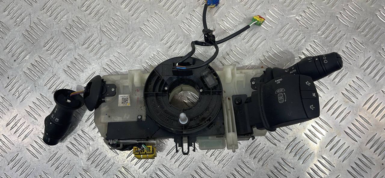 переключатель подрулевой (стрекоза) Renault Megane 3 поколение (2008 - 2014), 255670019RA