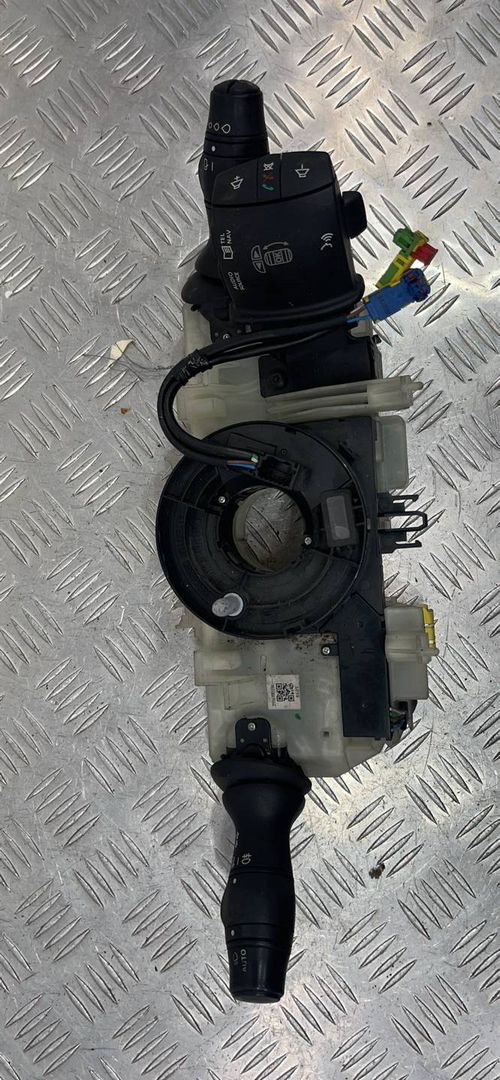 переключатель подрулевой (стрекоза) Renault Megane 3 поколение (2008 - 2014), 255670019R