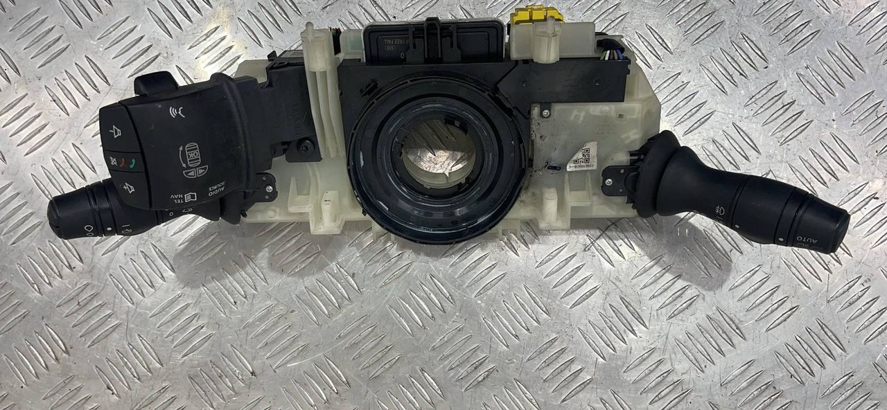 переключатель подрулевой (стрекоза) Renault Laguna 3 поколение (2007 - 2012), 255670001RE