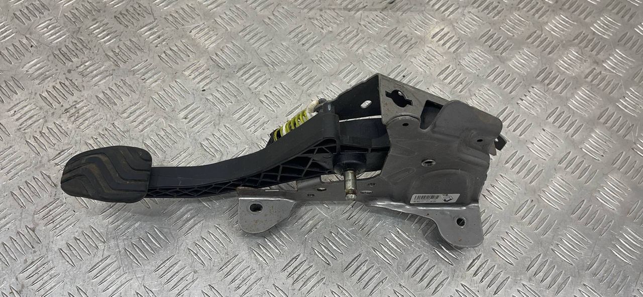педаль сцепления Renault Scenic 4 поколение 2017, 465039052R