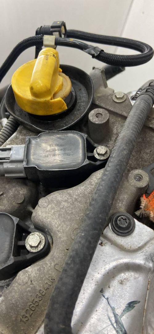 катушка зажигания Renault Kadjar 1 поколение 2018, 1.2 л., бензин, АКПП, 224332428