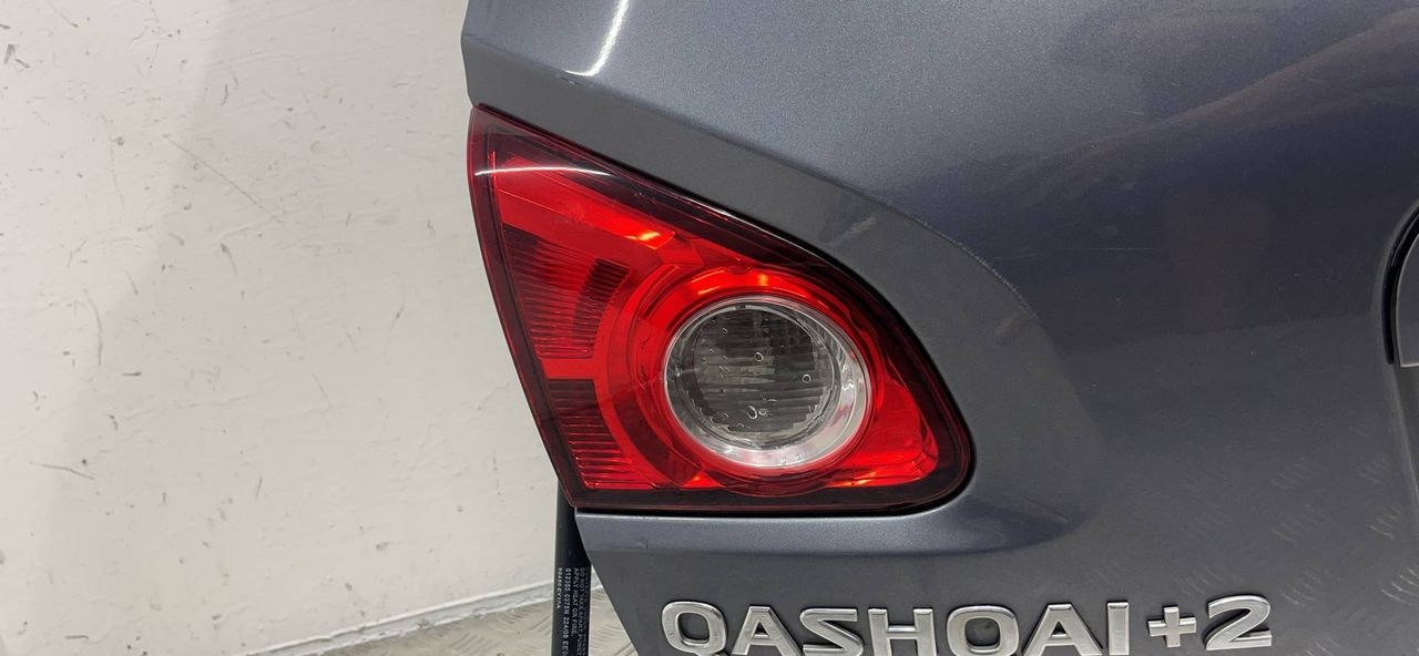 фонарь крышки багажника левый Nissan Qashqai+2 J10 2008