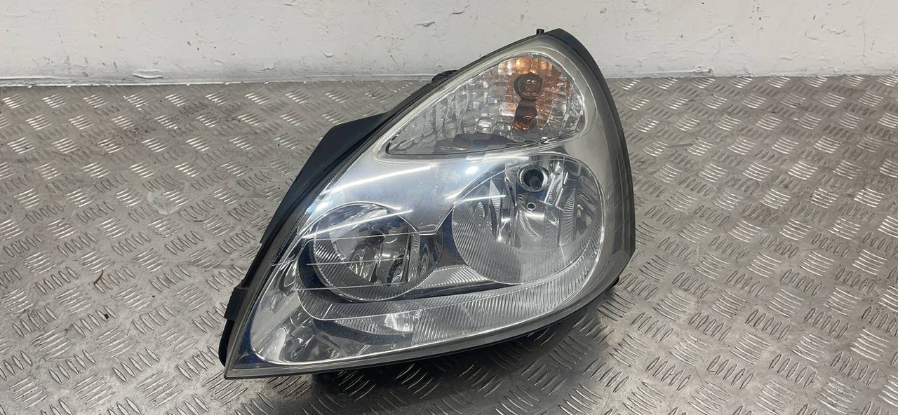 фара левая Renault Clio 2 поколение [2-й рестайлинг] 2009, 15601700