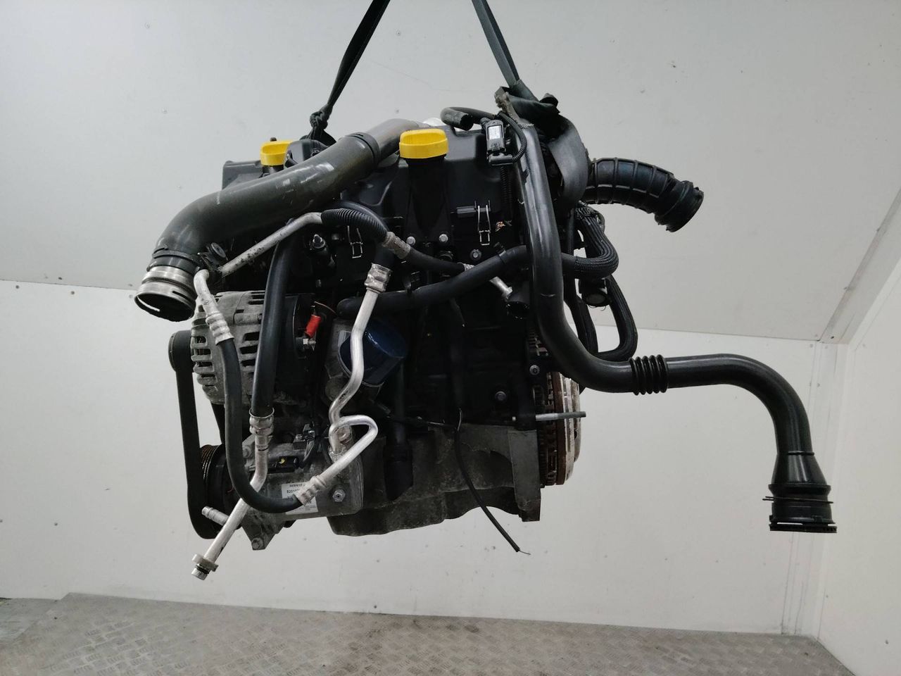 двигатель Renault Megane 3 поколение 2010, 1.5 л., дизель, МКПП, K9KG832, K9K832