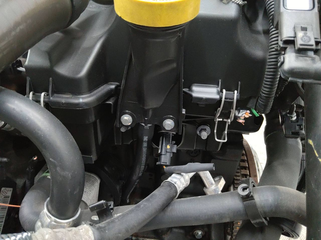 топливная рампа Renault Megane 3 поколение 2010, 1.5 л., дизель, МКПП
